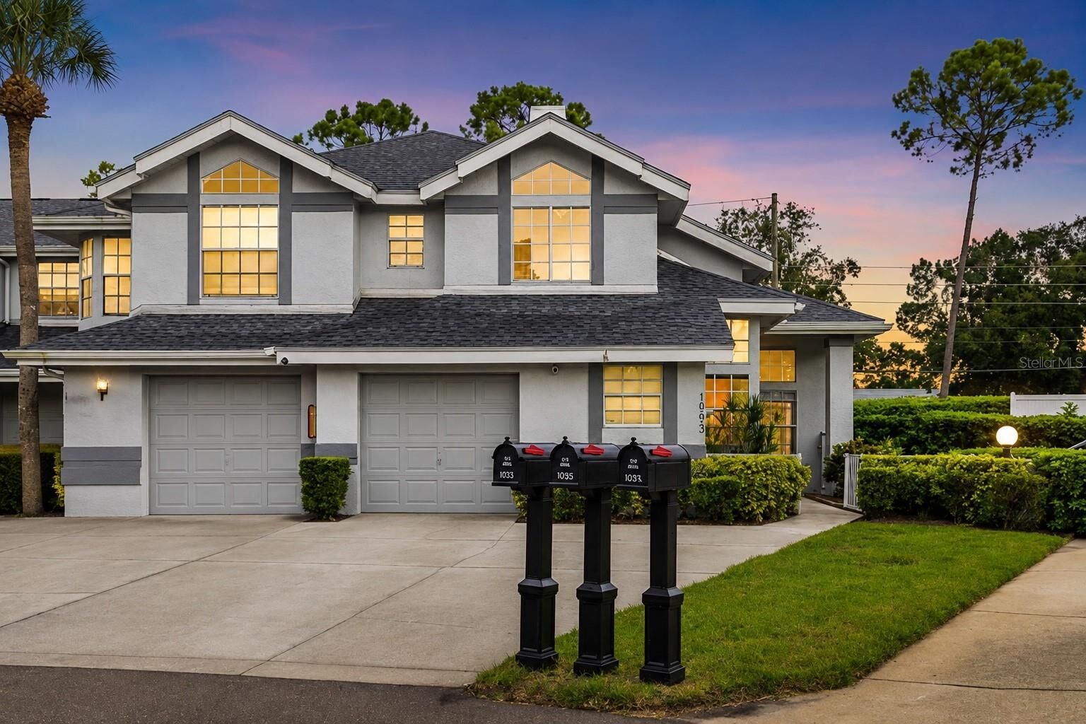 Property Photo: 1993 Georgia Circle S FL 33760