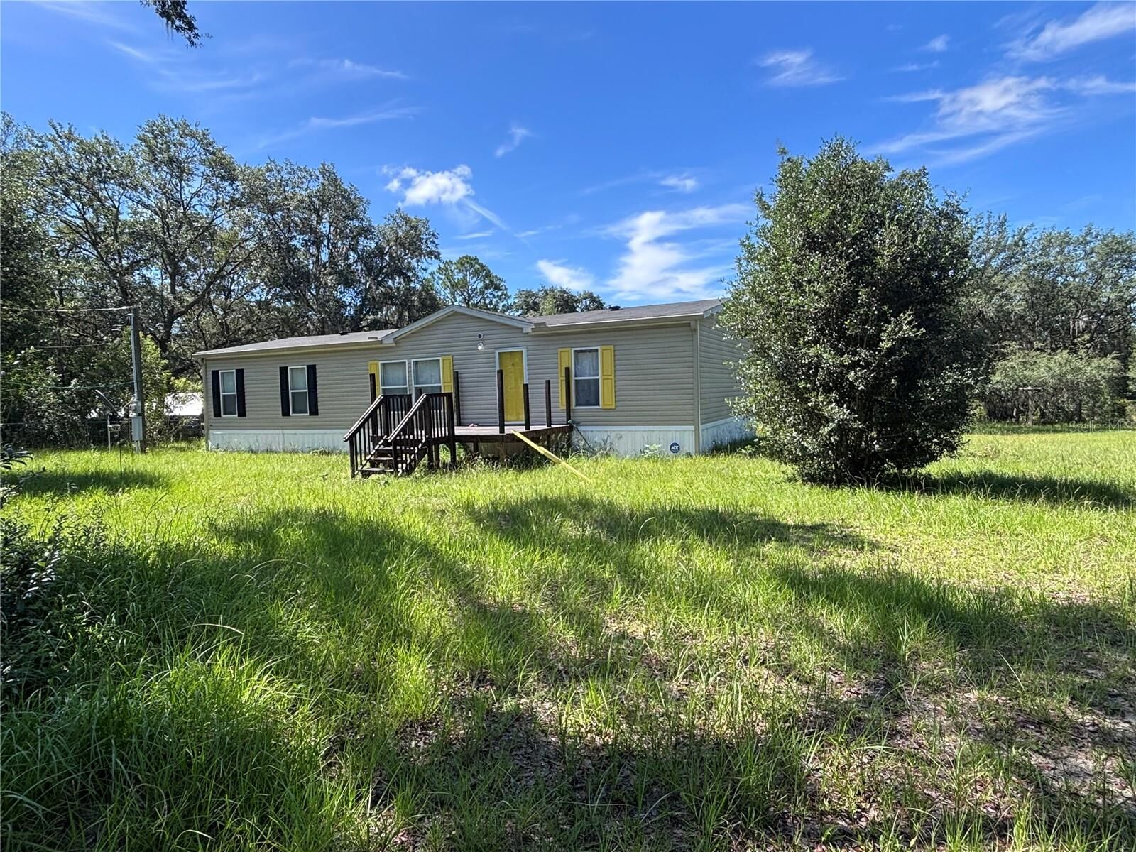 Property Photo:  133 Oak Circle  FL 32148 