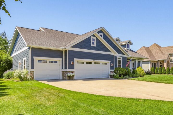 Property Photo:  334 Queens Creek Drive  MI 48734 