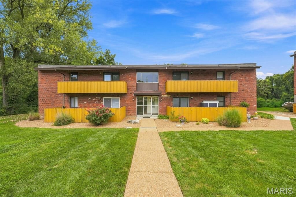 Property Photo: 1190 Calley Drive A MO 63125