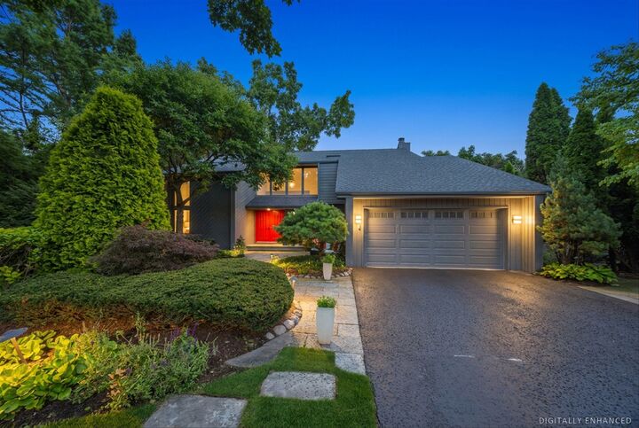 Property Photo:  11515 Burr Oak Lane  IL 60527 