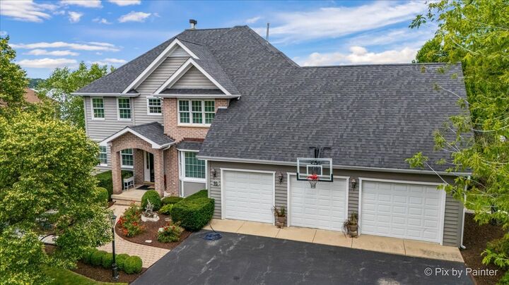 Property Photo:  15 Shoshoni Trail  IL 60046 