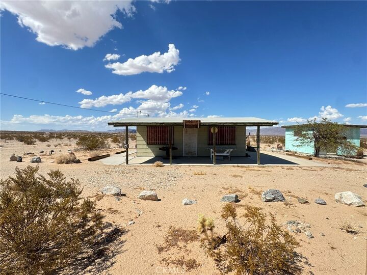 Property Photo: 80250 El Paseo CA 92277