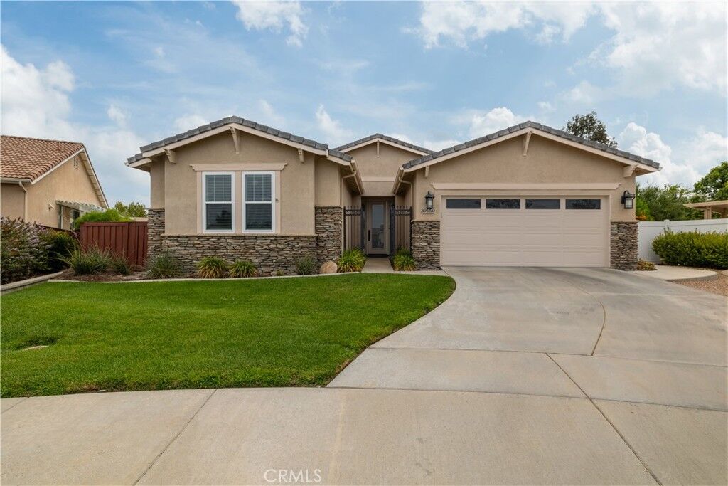 Property Photo:  39550 Chappellet Circle  CA 92563 