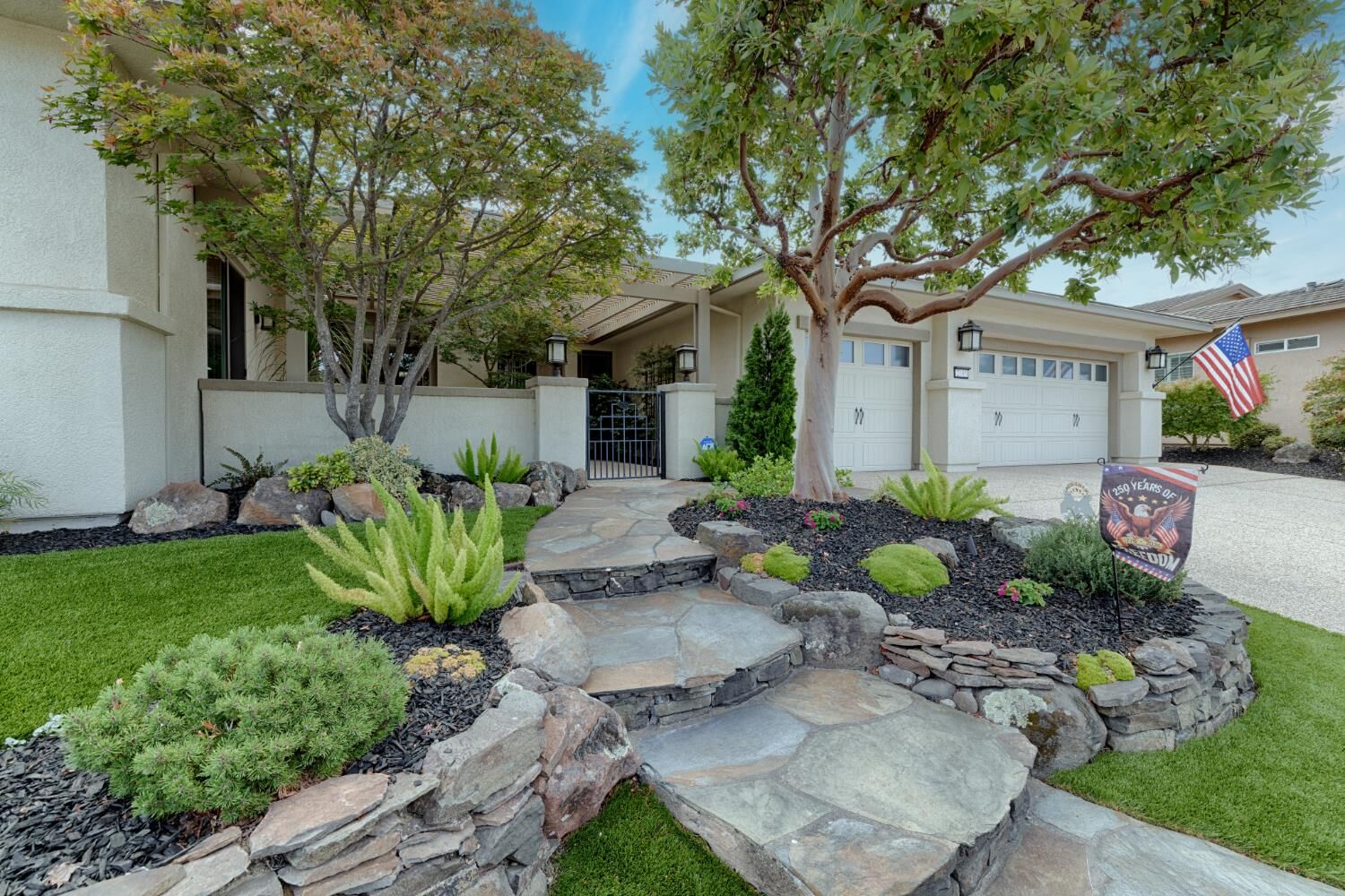 Property Photo:  2185 Sutter View Lane  CA 95648 