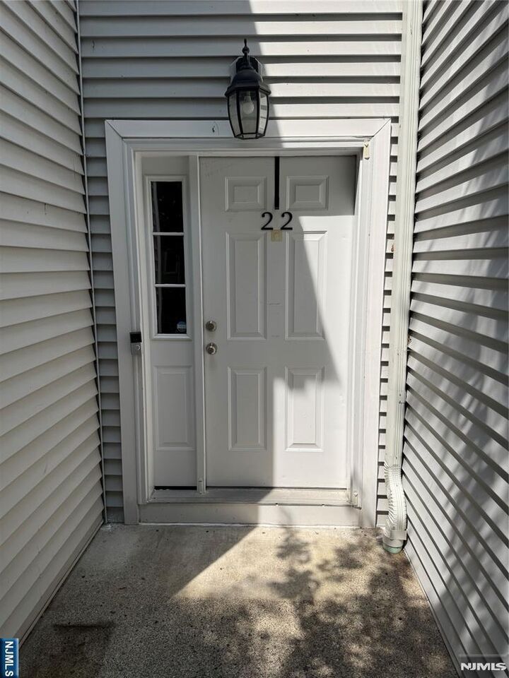 Property Photo: 22 Bradshaw Court B5 NJ 07642