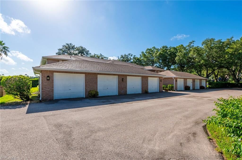 Property Photo:  6750 Lone Oak Blvd C  FL 34109 
