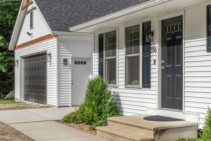 Property Photo:  656 Main Street  NH 03461 