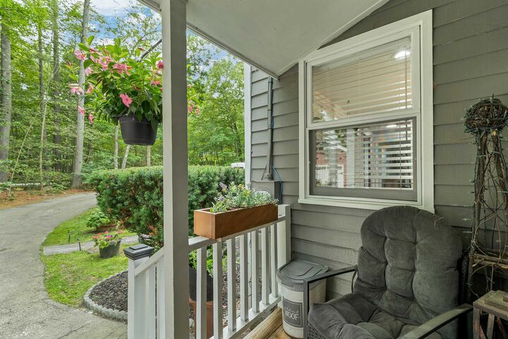 Property Photo:  10 Tonga Drive  NH 03304 