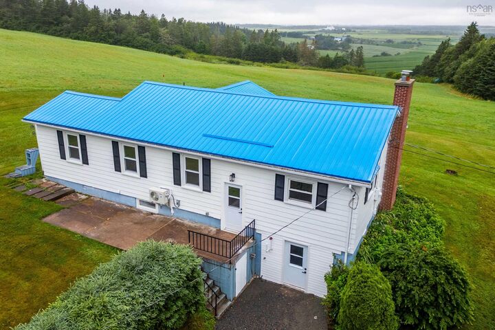Property Photo:  18785 Highway 2  NS B0L 1C0 