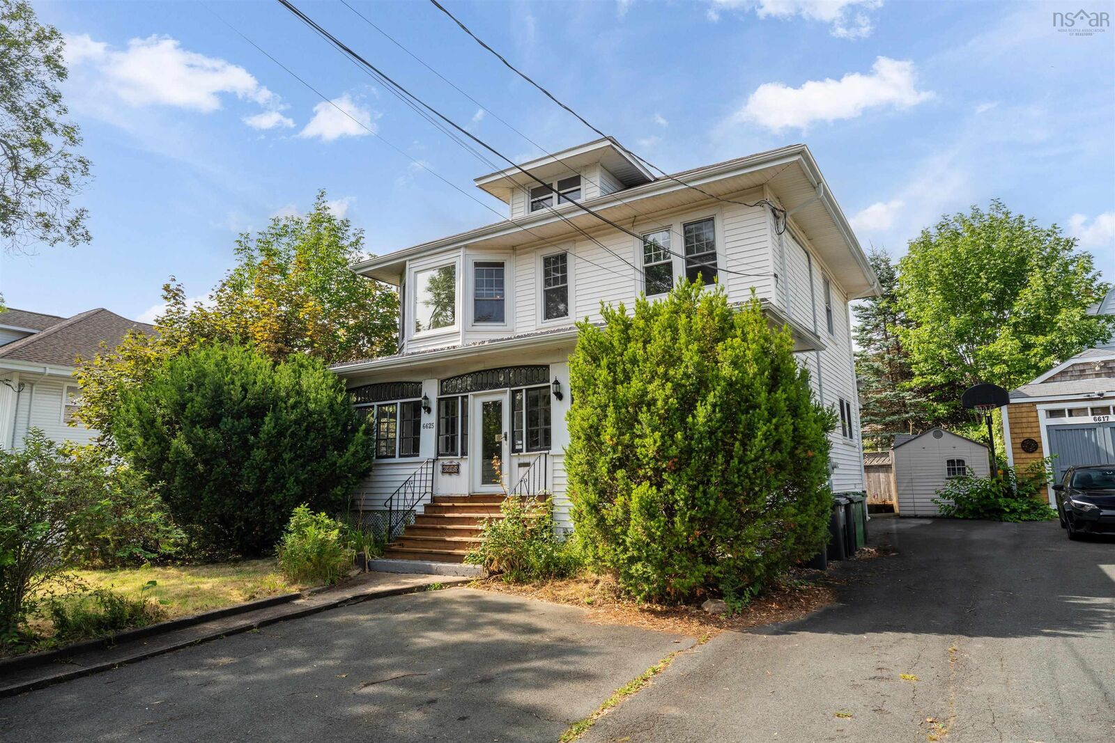 Property Photo:  6625 Quinpool Road  NS B3L 1B7 