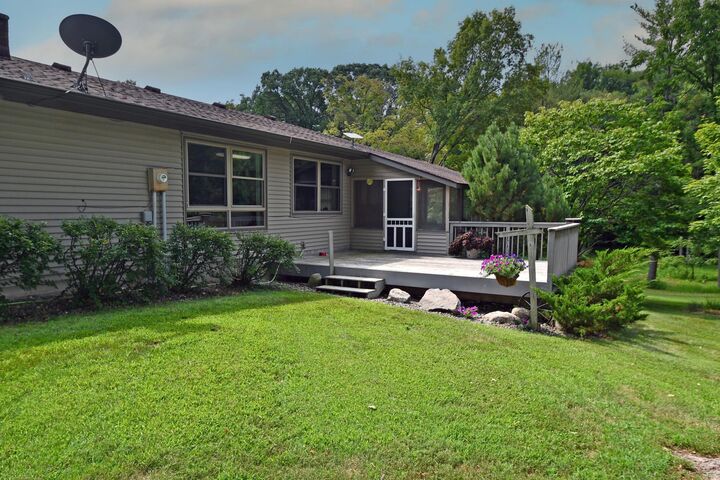Property Photo: 32050 Park Trail MN 55012