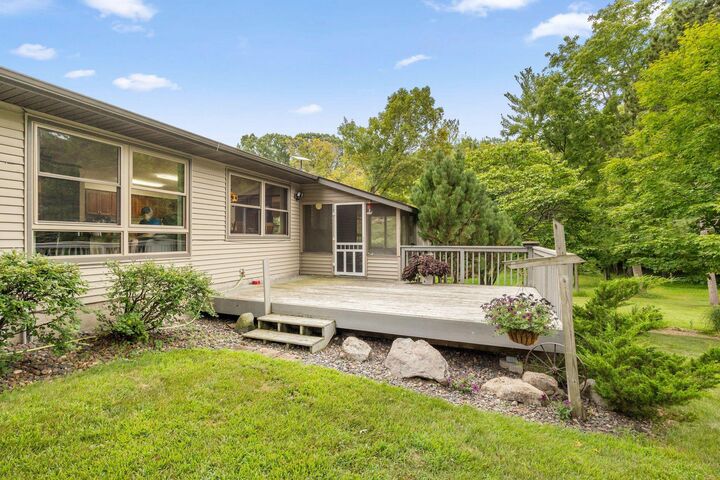 Property Photo: 32050 Park Trail MN 55012