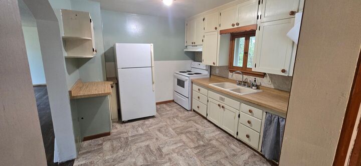 Property Photo:  119 Red Lake Avenue SW  MN 56621 