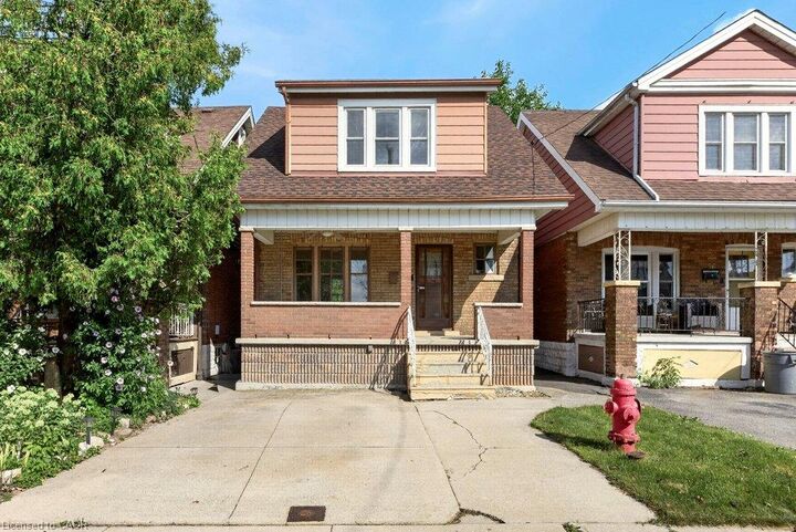 Photo de la propriété:  58 Belmont Avenue  ON L8L 7M1 