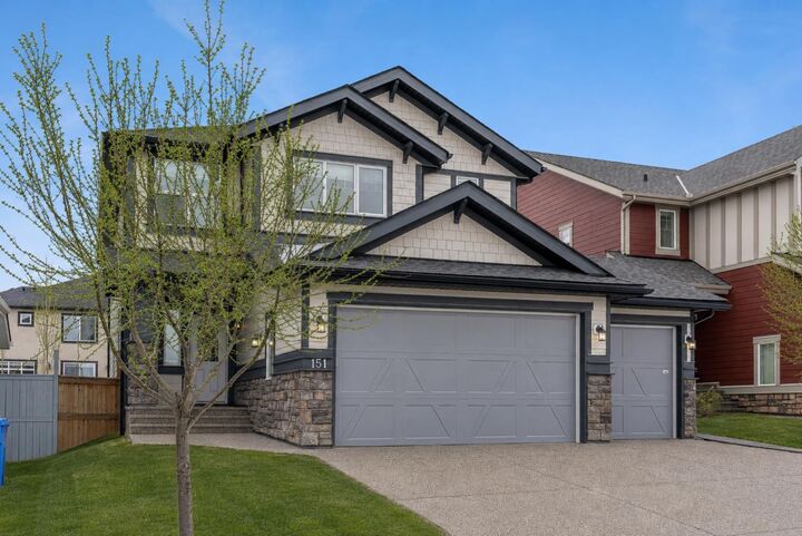 Property Photo: 151 Stonemere Green AB T1X 0S2