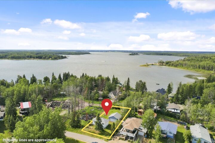 Property Photo: 164 Crescent Drive AB T7N 1N3