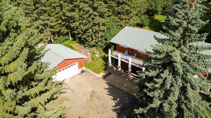 Property Photo:  26540 Highway 11 32  AB T4E 1A3 
