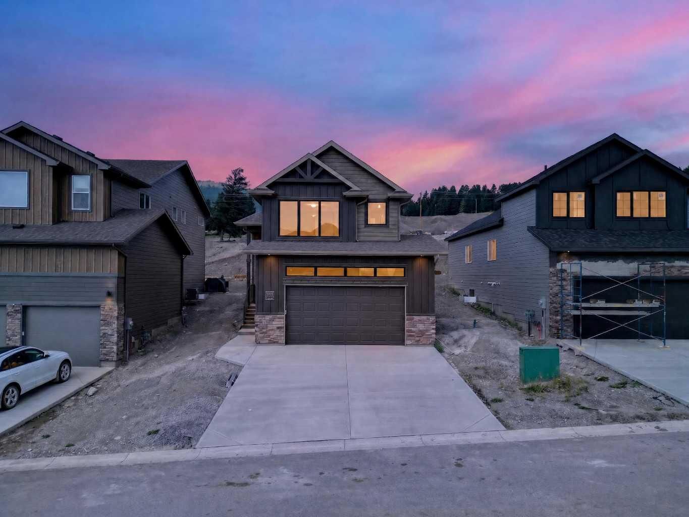 Property Photo:  8631 25 Avenue  AB T0K 0M0 