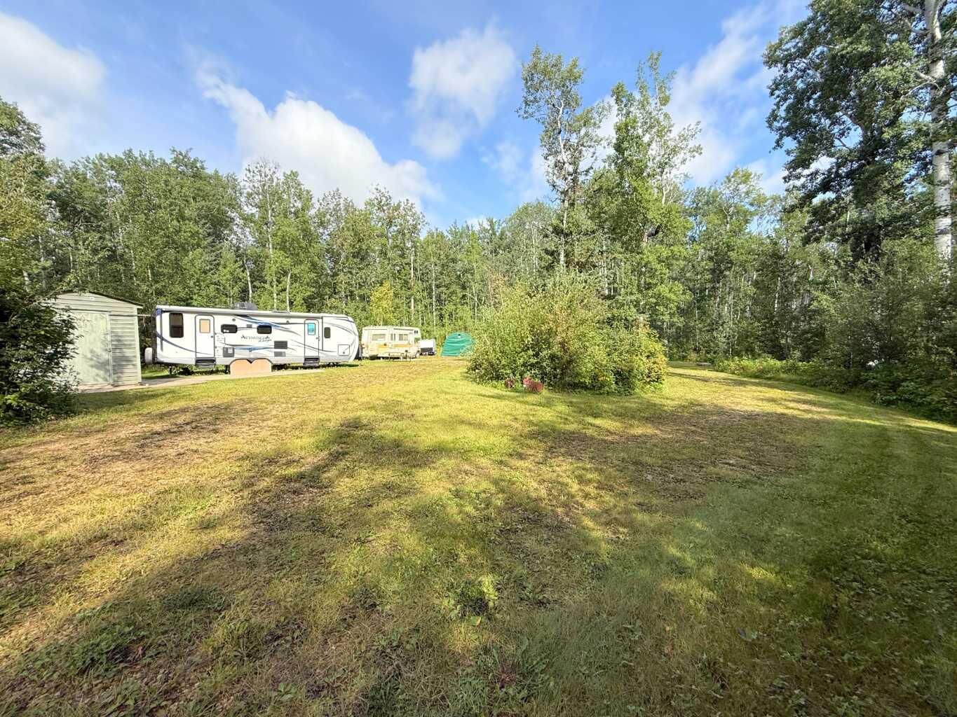 Property Photo: 240074 Township Road 680.5 AB T9S 1S2