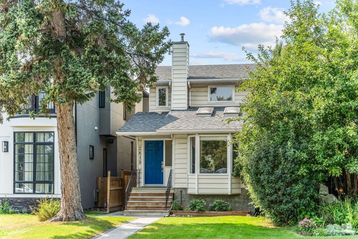 Property Photo:  2819 28 Street SW  AB T3E 4R2 