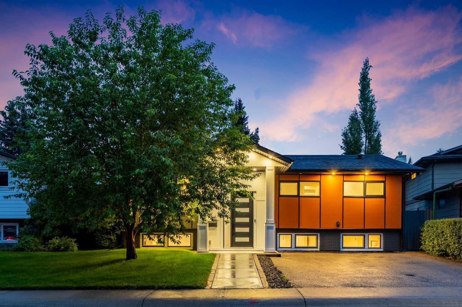 Property Photo: 100 Lake Crimson Close SE AB T2J 3K7