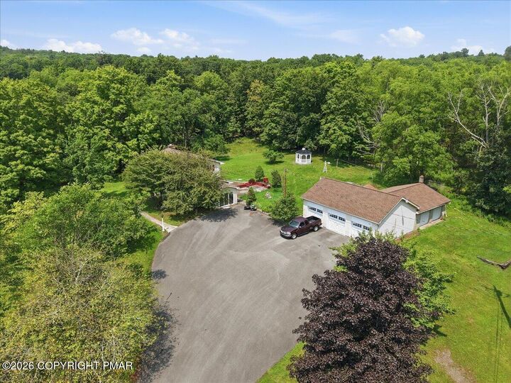 Property Photo:  256 Craigs Meadow Road  PA 18301 