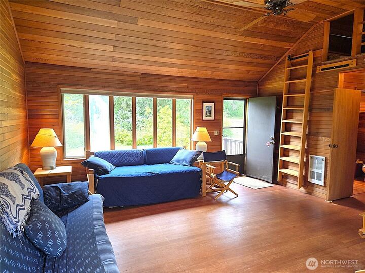 Property Photo: 1875 State Route 105 WA 98547