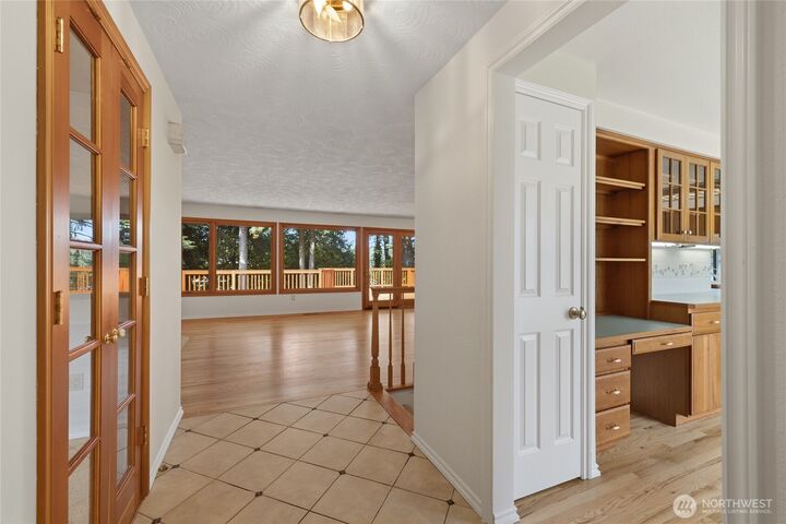 Property Photo:  31423  42nd Place SW  WA 98023 