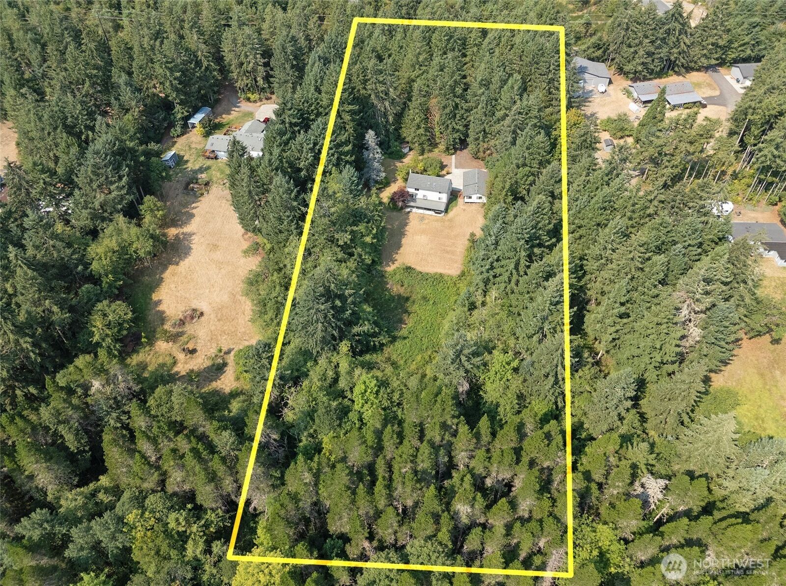 Property Photo:  5724 NE Puget Beach Road NE  WA 98516 