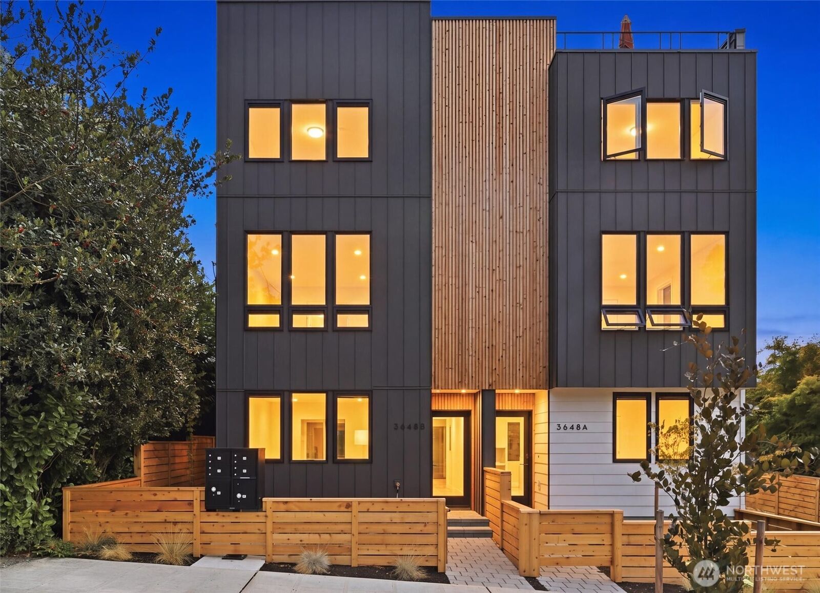 Property Photo: 3648 B Greenwood Avenue N WA 98103