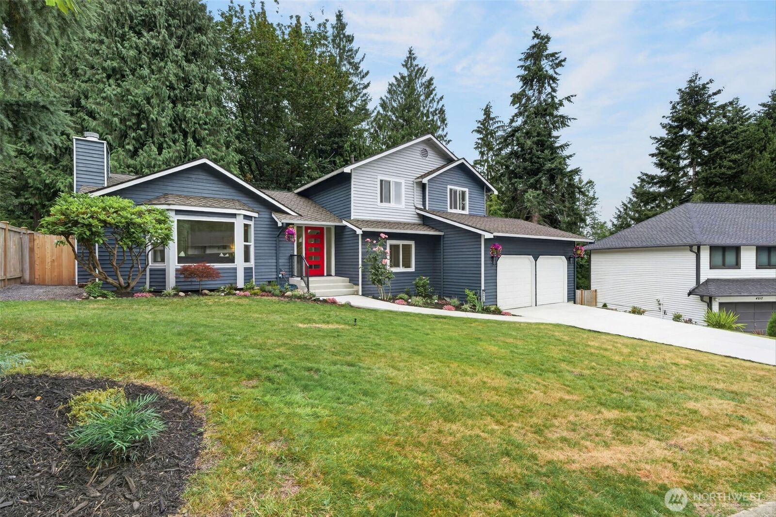 Property Photo: 4211 210 Th Place NE WA 98074
