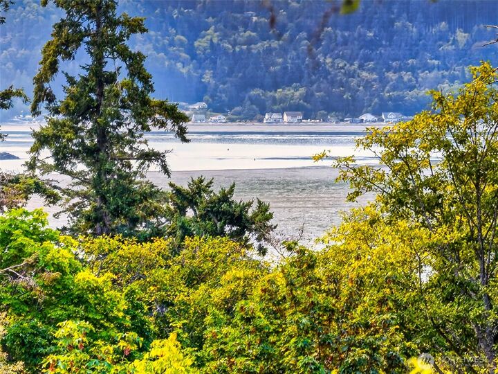 Property Photo:  776  Shelter Bay Drive  WA 98257 