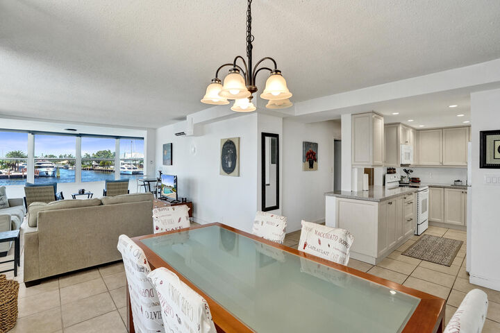 Property Photo:  401 N Riverside Drive 201  FL 33062 
