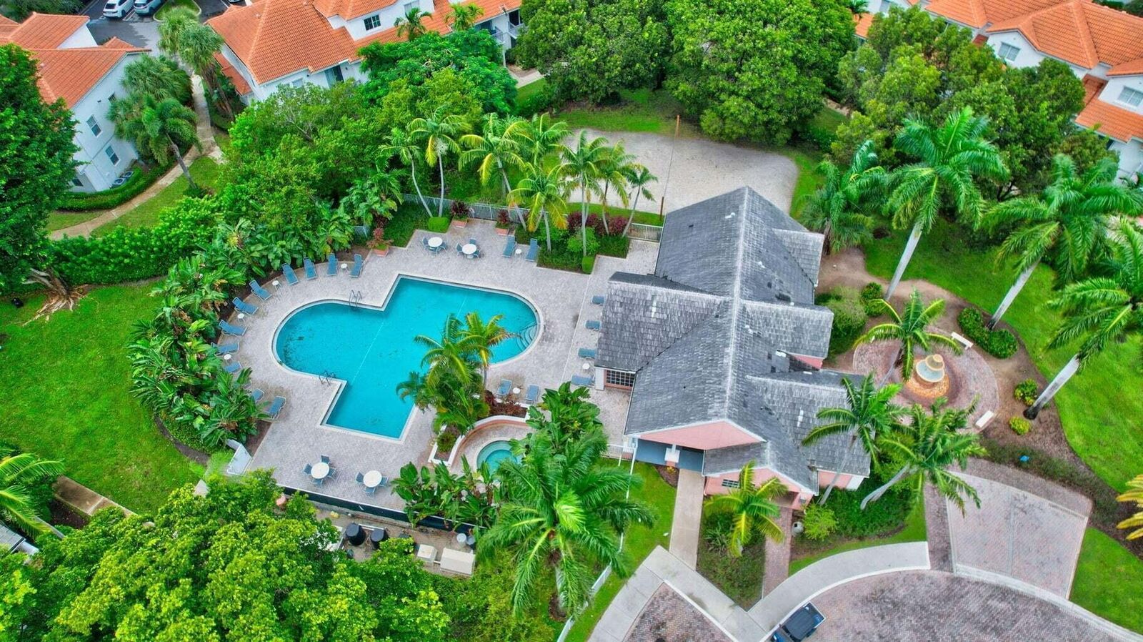 Property Photo: 1020 Crystal Way M FL 33444