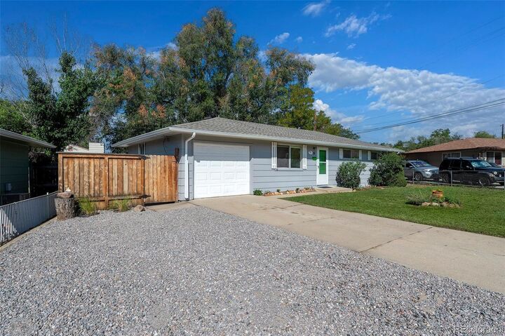 Property Photo:  9 Elizabeth Court  CO 80501 