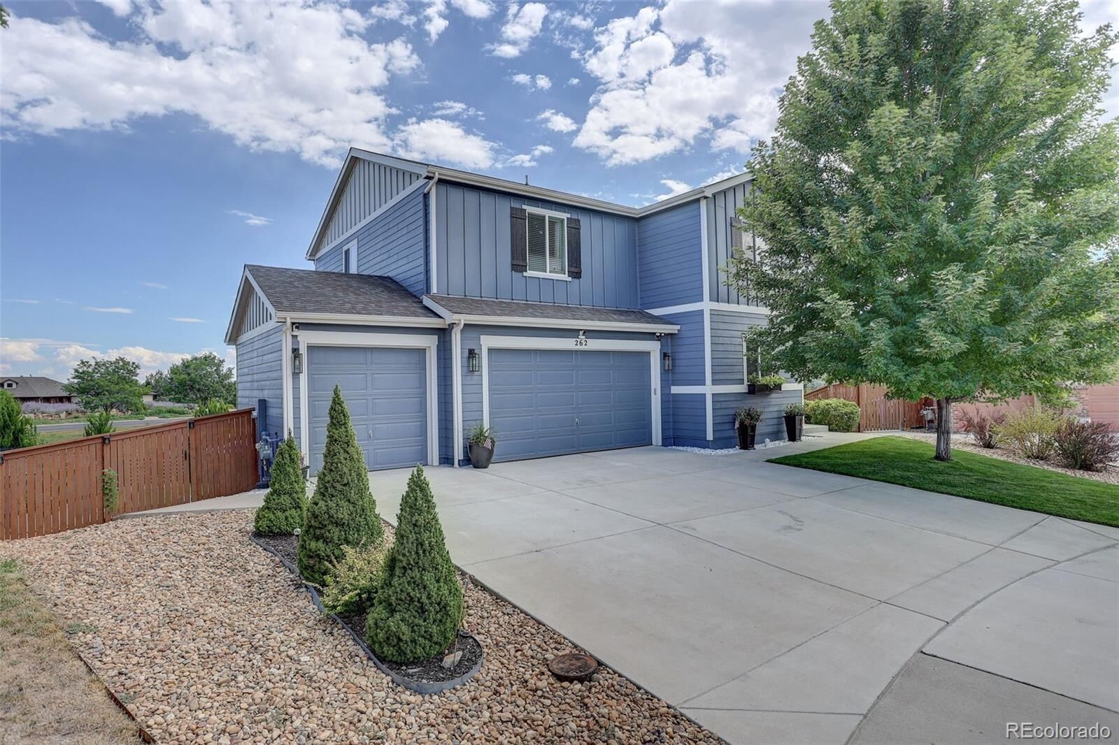 Property Photo:  262 Pavo Court  CO 80537 