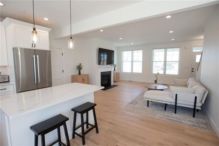 Property Photo:  30 Bunker Hill Crossing  RI 02871 