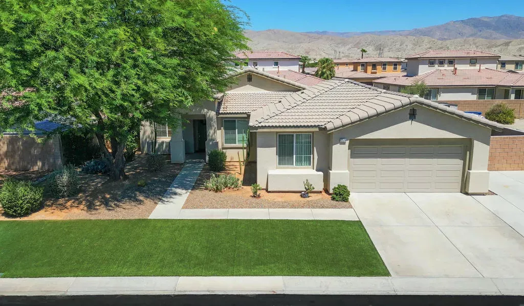 Property Photo: 82578 Carrara Court CA 92203