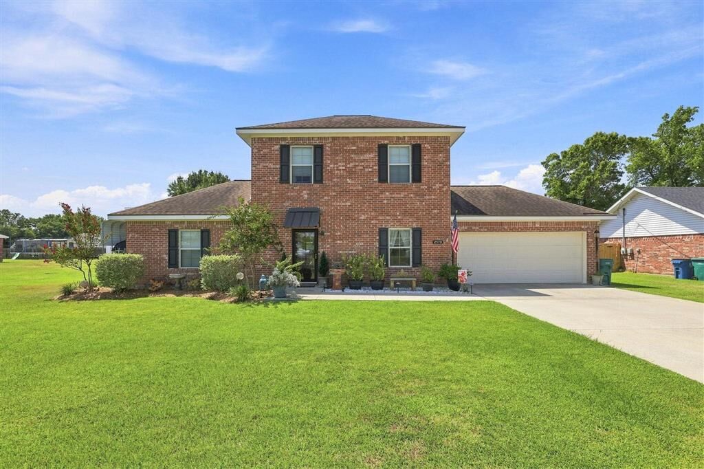 Property Photo:  2570 Augustine Drive  LA 70663 