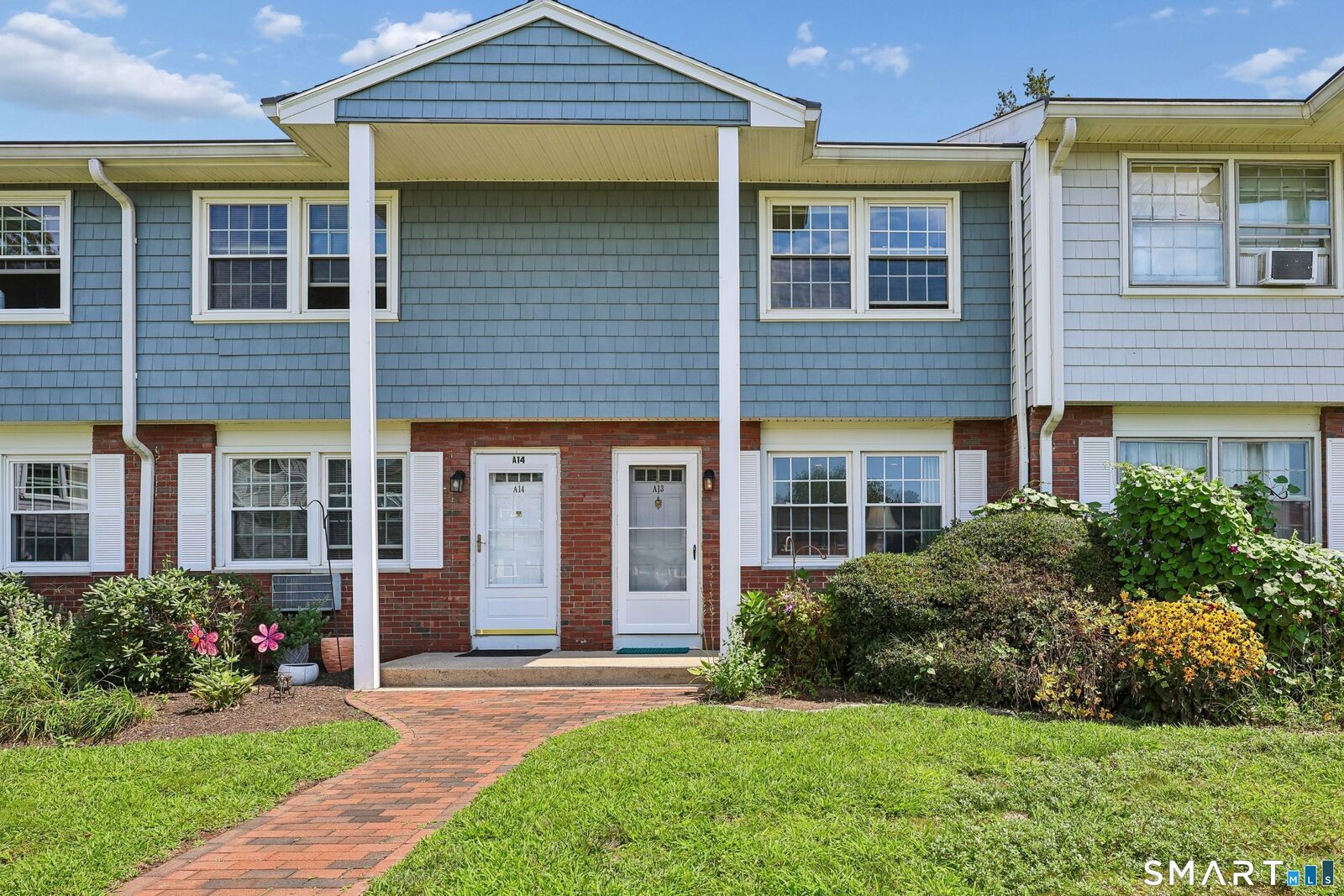 Property Photo: 25 Riverside Drive A13 CT 06413