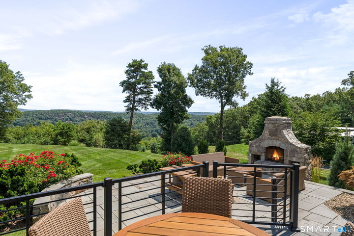 Property Photo:  58 Princeton Drive  CT 06001 