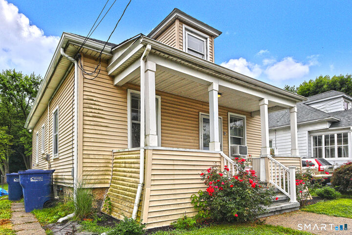 Property Photo: 34 Colony Street CT 06401