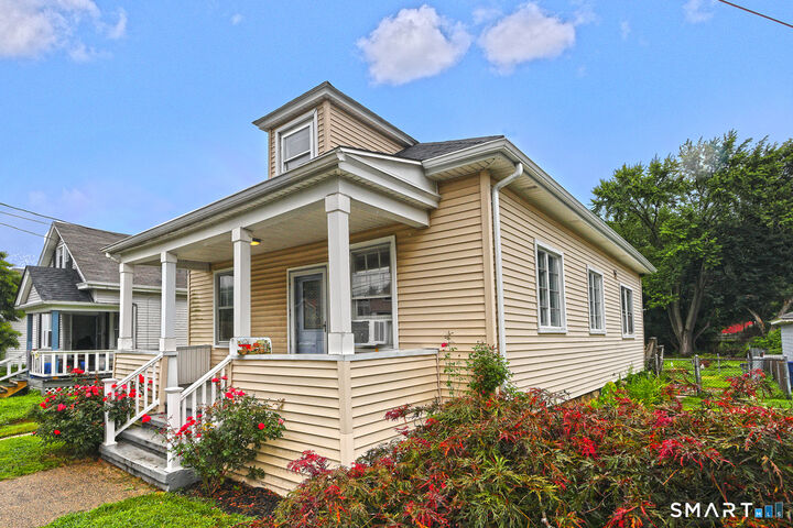 Property Photo: 34 Colony Street CT 06401