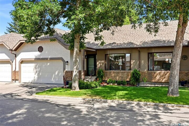 Property Photo: 3309 Brookshire Lane SK S4V 2R1