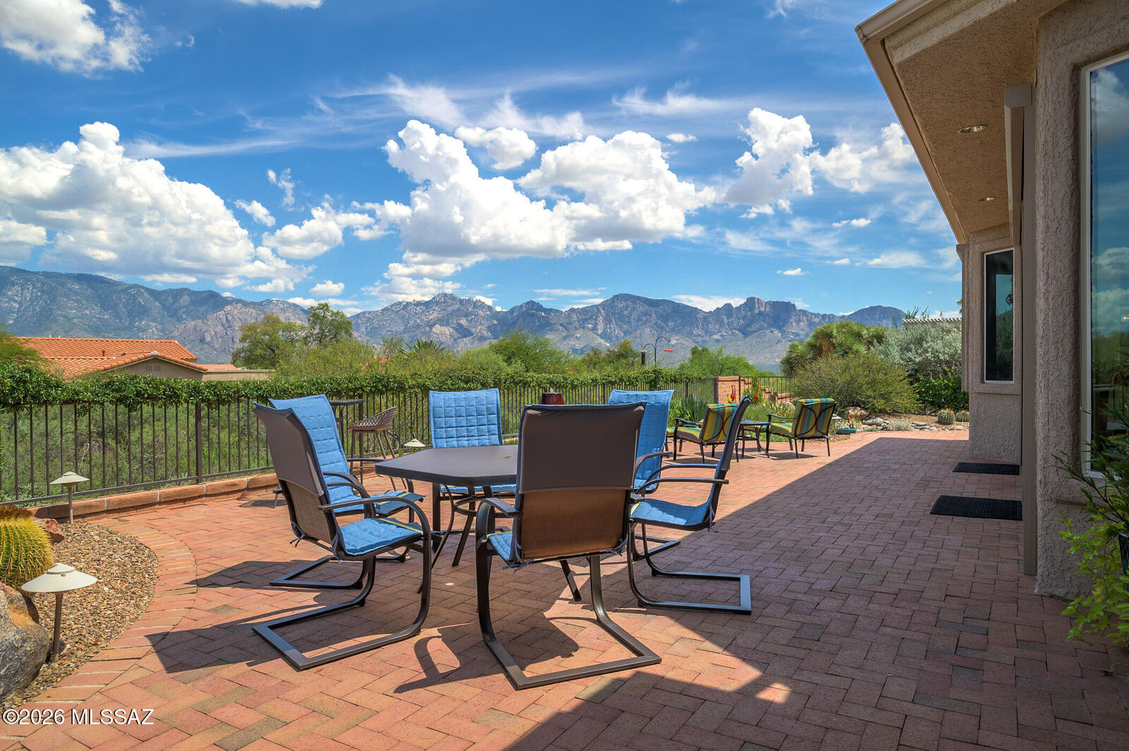 Property Photo:  14192 N Biltmore Drive  AZ 85755 