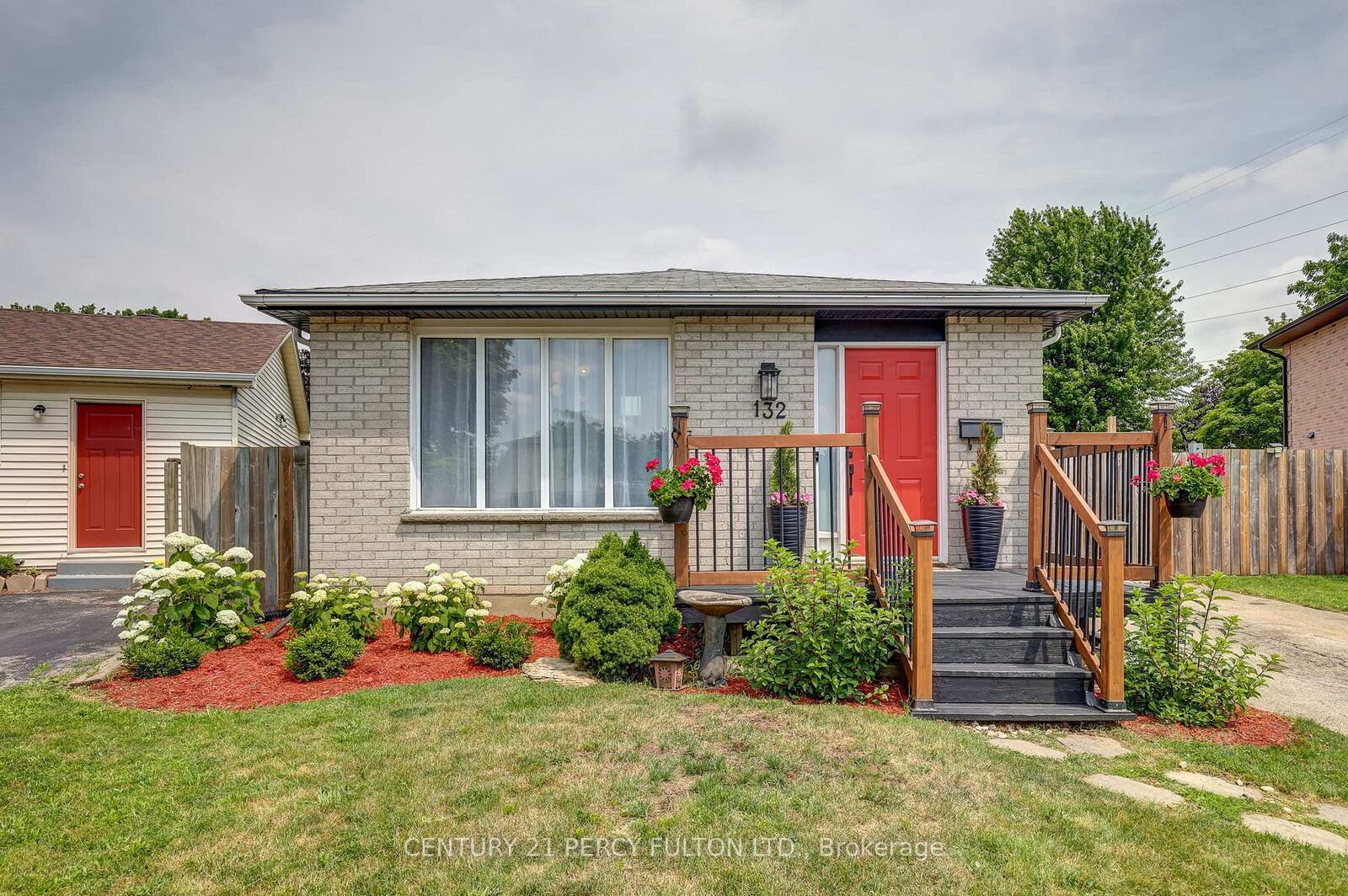 Photo de la propriété:  132 Sundridge Crescent  ON N5Z 4R7 
