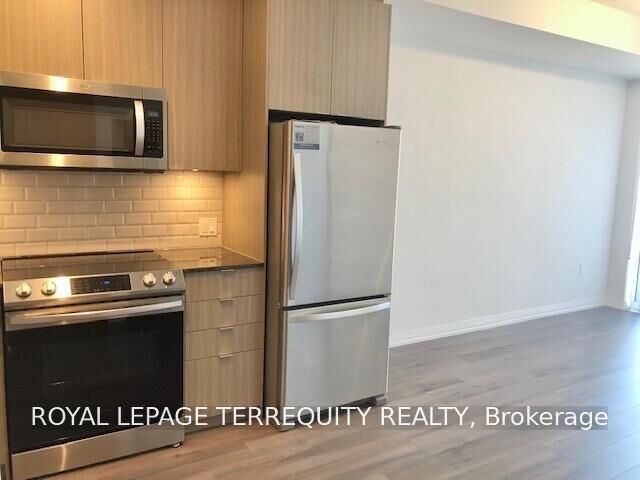 Property Photo:  60 Ann O'Reilly Road 1859  ON M2J 0C8 