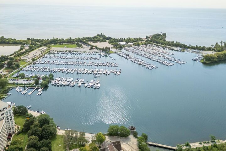 Property Photo:  2287 Lake Shore Boulevard W 501  ON M8V 3Y1 