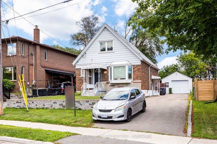 47 Singleton Road — photo 1